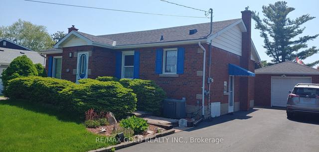 210 Lakeshore Rd S, House detached with 3 bedrooms, 1 bathrooms and 2 parking in St. Catharines ON | Image 6