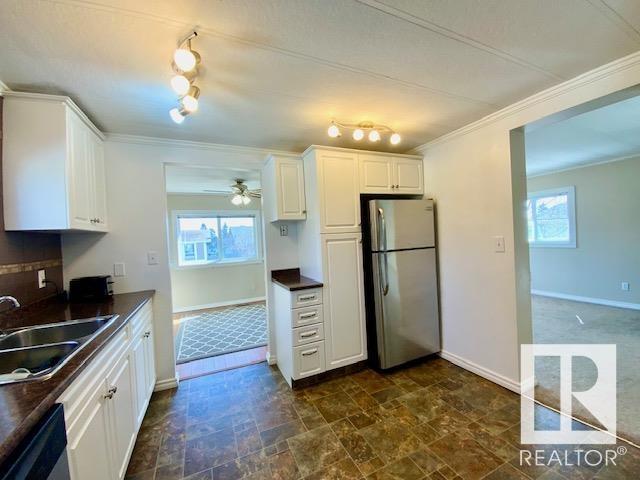 124 Cameron Cr, House detached with 3 bedrooms, 2 bathrooms and null parking in Wetaskiwin AB | Image 7