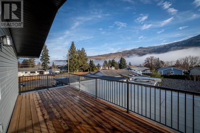647/649 Reemon Drive, House detached with 6 bedrooms, 4 bathrooms and null parking in Kamloops BC | Image 22