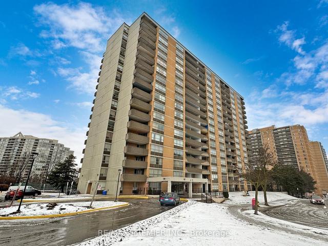 1611 - 40 Panorama Crt, Condo with 3 bedrooms, 2 bathrooms and 1 parking in Toronto ON | Image 12