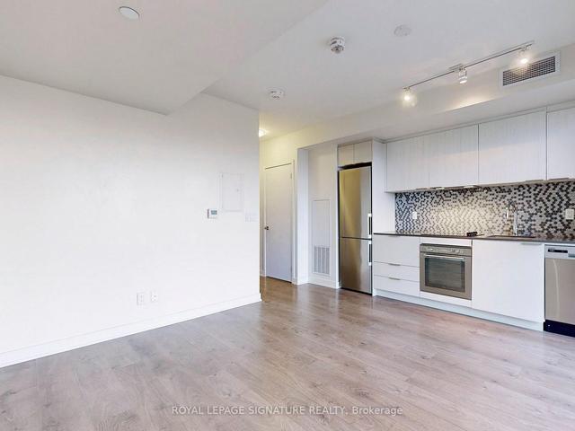 1709 - 2 Sonic Way, Condo with 0 bedrooms, 1 bathrooms and 0 parking in Toronto ON | Image 4