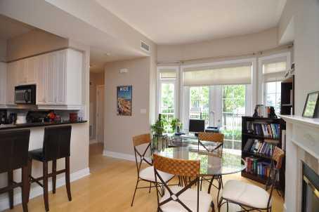 th18 - 2 Rean Dr, Townhouse with 2 bedrooms, 3 bathrooms and 2 parking in Toronto ON | Image 2