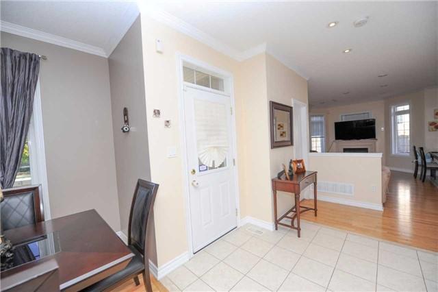 104 Morisot Ave, House detached with 4 bedrooms, 4 bathrooms and 4 parking in Vaughan ON | Image 3