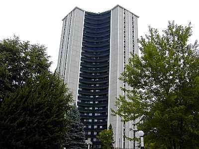 1001 - 75 Graydon Hall Dr, Condo with 3 bedrooms, 2 bathrooms and 1 parking in Toronto ON | Image 1