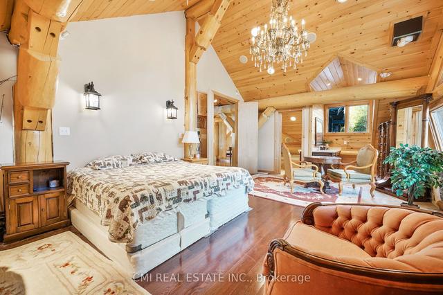 240 Kanichee Mine Rd, House detached with 9 bedrooms, 6 bathrooms and 6 parking in Temagami ON | Image 36