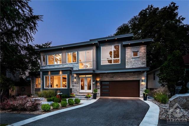 615 Island Park Crescent, House detached with 3 bedrooms, 4 bathrooms and 6 parking in Ottawa ON | Image 2