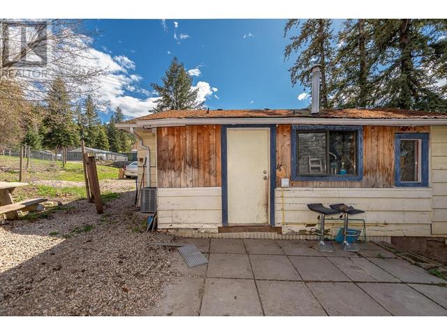 451 10 Avenue, House detached with 2 bedrooms, 1 bathrooms and 4 parking in Salmon Arm BC | Image 19