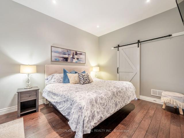 138 Chapman Rd, House detached with 4 bedrooms, 3 bathrooms and 3 parking in Toronto ON | Image 10