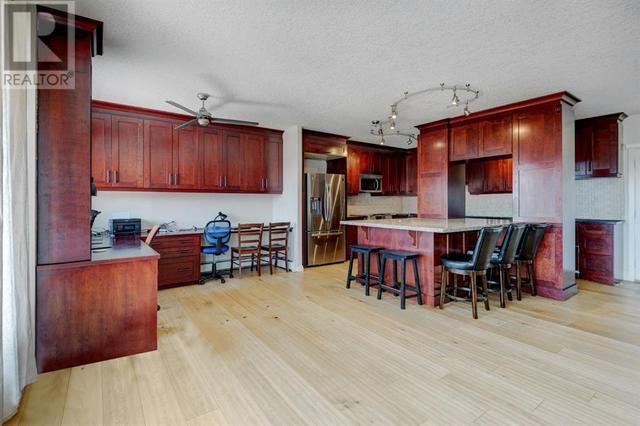1501, - 1330 15 Avenue Sw, Condo with 2 bedrooms, 2 bathrooms and 1 parking in Calgary AB | Image 9