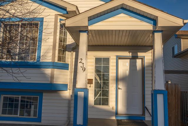 239 Martinvalley Crescent Ne, House detached with 5 bedrooms, 2 bathrooms and 2 parking in Calgary AB | Image 11