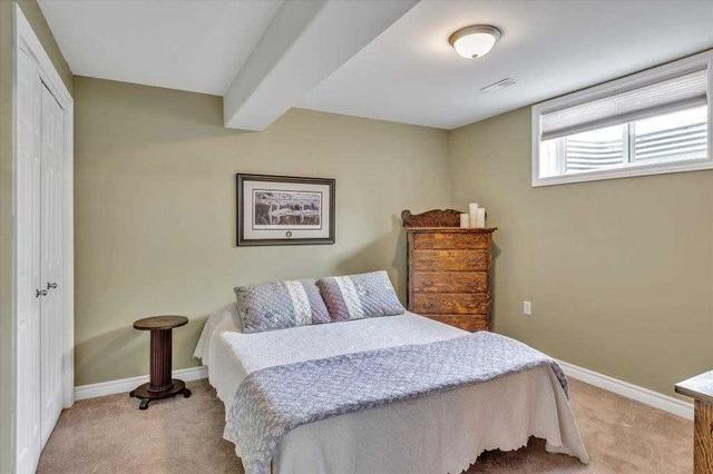 47 Village Cres, Townhouse with 2 bedrooms, 3 bathrooms and 3 parking in Peterborough ON | Image 19