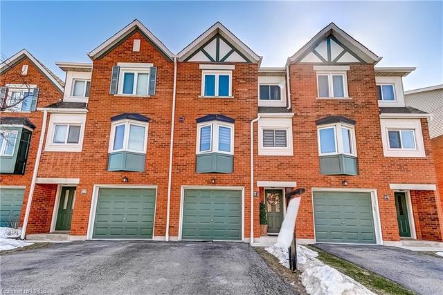 83 - 2300 Brays Lane, House attached with 3 bedrooms, 1 bathrooms and 2 parking in Oakville ON | Image 1