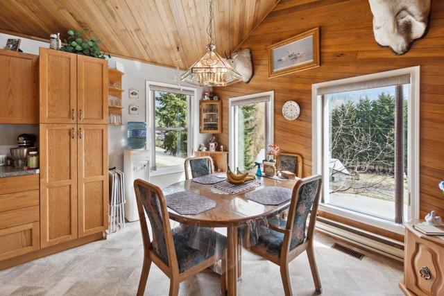 1176 Marshall Road, House detached with 4 bedrooms, 3 bathrooms and 5 parking in Central Kootenay J BC | Image 30