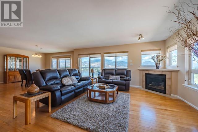 101 - 3948 Finnerty Road, House attached with 3 bedrooms, 2 bathrooms and 2 parking in Penticton BC | Image 26