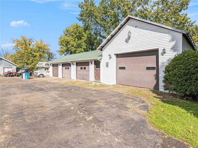228 Kitley Line 3 Road, House detached with 3 bedrooms, 2 bathrooms and 15 parking in Elizabethtown Kitley ON | Image 7