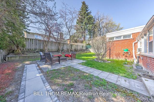 587 Cummer Ave, House detached with 3 bedrooms, 4 bathrooms and 5 parking in Toronto ON | Image 27