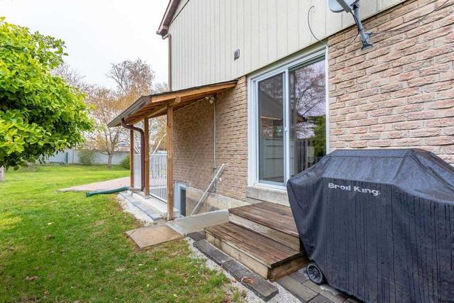 656 Greycedar Cres, House detached with 3 bedrooms, 3 bathrooms and 5 parking in Mississauga ON | Image 9