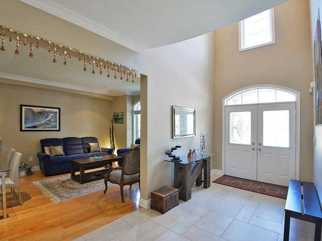 7 Adriatic Cres, House detached with 5 bedrooms, 5 bathrooms and 4 parking in Brampton ON | Image 3
