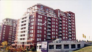 uph1 - 50 Old Mill Rd, Condo with 2 bedrooms, 3 bathrooms and NaN parking in Oakville ON | Image 1