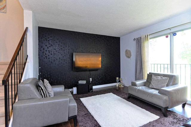 06 - 460 Bristol Rd, Townhouse with 3 bedrooms, 2 bathrooms and 1 parking in Mississauga ON | Image 5