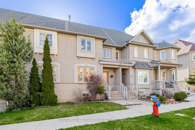 8 Baffin Crt, House attached with 3 bedrooms, 4 bathrooms and 3 parking in Richmond Hill ON | Image 12