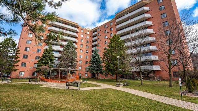 802 - 9 Bonheur Court, House attached with 2 bedrooms, 1 bathrooms and null parking in Brantford ON | Image 26