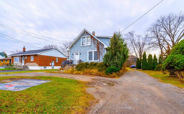 256 Barton St, House detached with 4 bedrooms, 2 bathrooms and 10 parking in Hamilton ON | Image 5