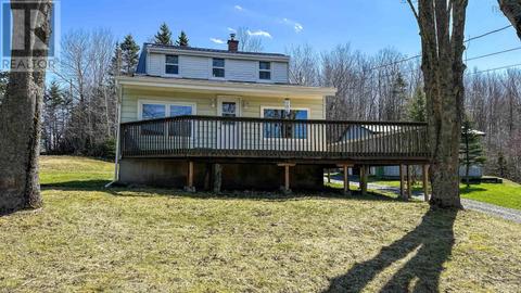 663 Willow Street, House detached with 2 bedrooms, 1 bathrooms and null parking in Truro NS | Card Image