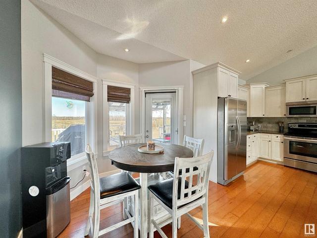 57023 Rge Rd 231, House detached with 4 bedrooms, 3 bathrooms and null parking in Sturgeon County AB | Image 13