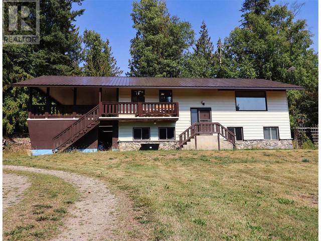 11 Mackenzie Road, House detached with 4 bedrooms, 2 bathrooms and null parking in North Okanagan F BC | Image 85