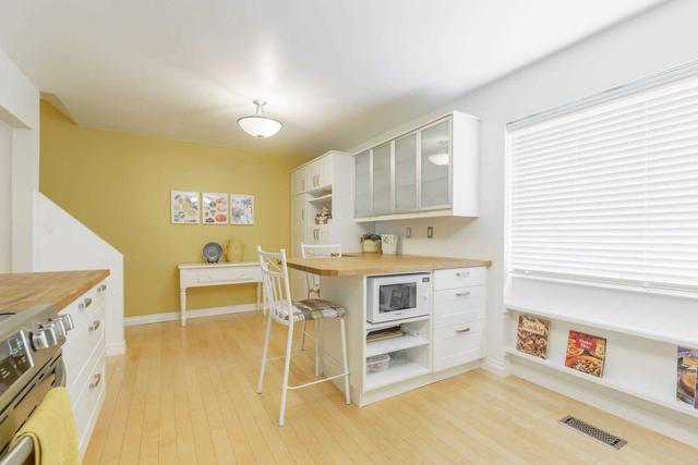 60 - 145 Rice Ave, Townhouse with 3 bedrooms, 2 bathrooms and 2 parking in Hamilton ON | Image 15