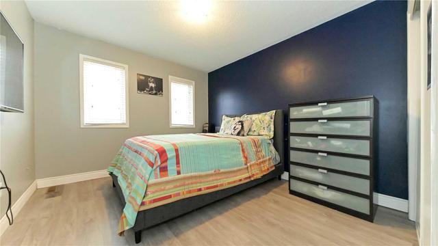 1258 Mowat Lane, House attached with 3 bedrooms, 4 bathrooms and 2 parking in Milton ON | Image 19