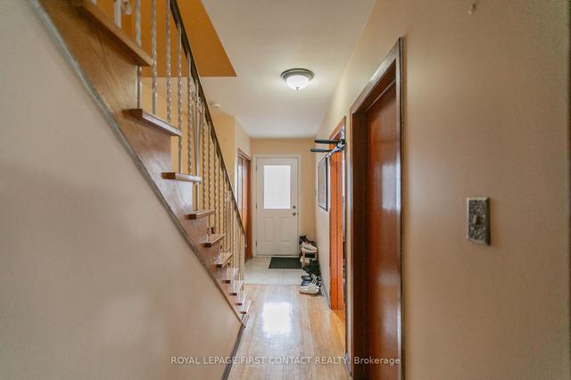 142 Palmerston Ave, House detached with 3 bedrooms, 2 bathrooms and 3 parking in Toronto ON | Image 23