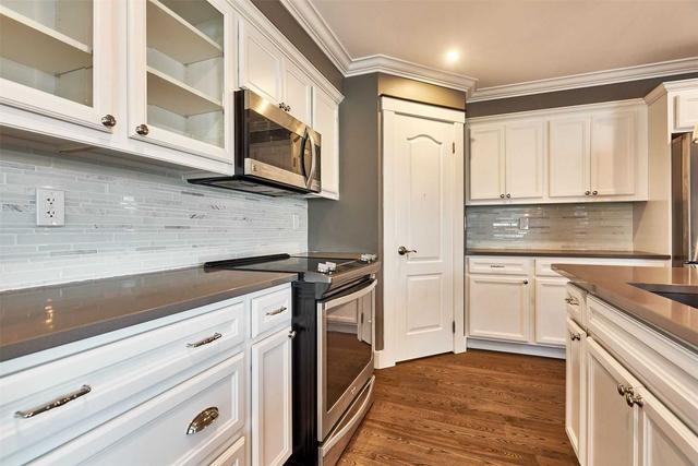 upper - 208 Millburn Dr, House detached with 4 bedrooms, 3 bathrooms and 5 parking in Clarington ON | Image 15