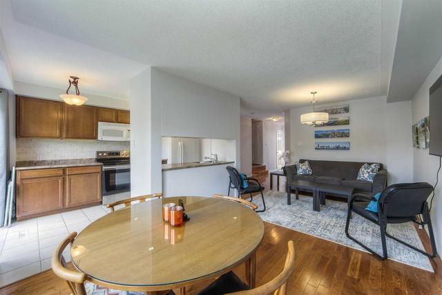 81 - 2350 Grand Ravine Dr, Townhouse with 3 bedrooms, 2 bathrooms and 1 parking in Oakville ON | Image 6
