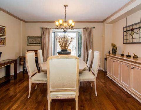 8 Valentine Pl, House detached with 3 bedrooms, 4 bathrooms and 4 parking in Vaughan ON | Image 3