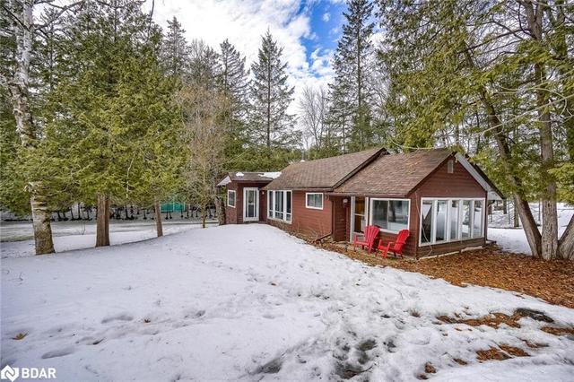 64 Fire Route 96, House detached with 4 bedrooms, 3 bathrooms and 9 parking in Trent Lakes ON | Image 26