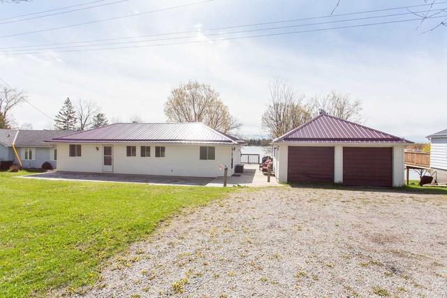 1282 Portage Rd, House detached with 3 bedrooms, 2 bathrooms and 7 parking in Kawartha Lakes ON | Image 1