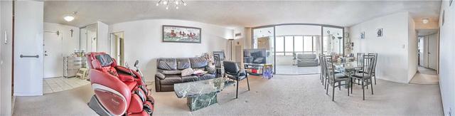 1517 - 75 Bamburgh Circ, Condo with 3 bedrooms, 2 bathrooms and 2 parking in Toronto ON | Image 3