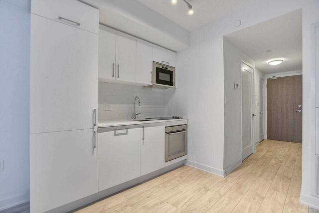 419e - 576 Front St W, Condo with 0 bedrooms, 1 bathrooms and 0 parking in Toronto ON | Image 3