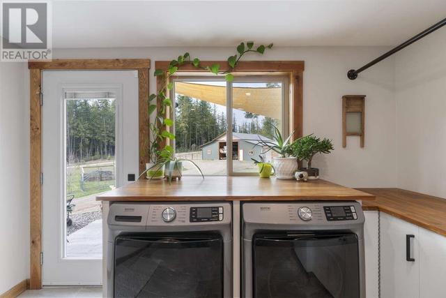 2679 White Lake Road, House detached with 3 bedrooms, 1 bathrooms and 10 parking in Columbia Shuswap C BC | Image 46