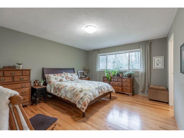 121 210 Street, House detached with 3 bedrooms, 3 bathrooms and 6 parking in Langley BC | Image 29