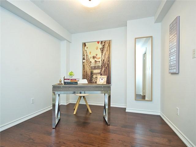 404 - 30 Hayden St, Condo with 1 bedrooms, 2 bathrooms and 1 parking in Toronto ON | Image 19