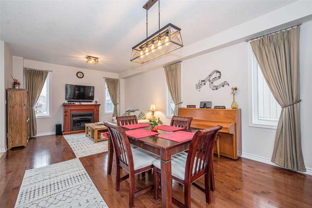 18 Trimble Cres, House detached with 4 bedrooms, 3 bathrooms and 4 parking in Guelph ON | Image 30