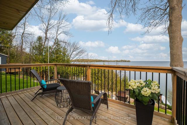 2369 Lakeshore Rd E, House detached with 2 bedrooms, 2 bathrooms and 5 parking in Oro Medonte ON | Image 24