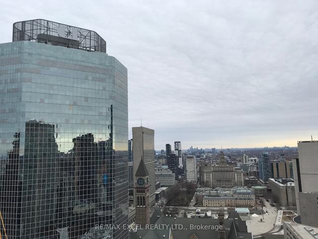 2811 - 197 Yonge St, Condo with 1 bedrooms, 1 bathrooms and 0 parking in Toronto ON | Image 5
