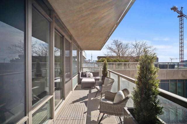 709 - 1 Bedford Rd, Condo with 2 bedrooms, 2 bathrooms and 2 parking in Toronto ON | Image 24