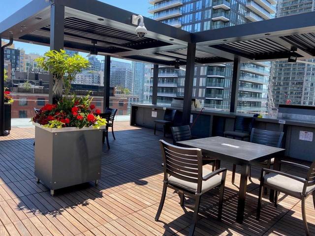 2411 - 80 John St, Condo with 1 bedrooms, 1 bathrooms and 1 parking in Toronto ON | Image 6