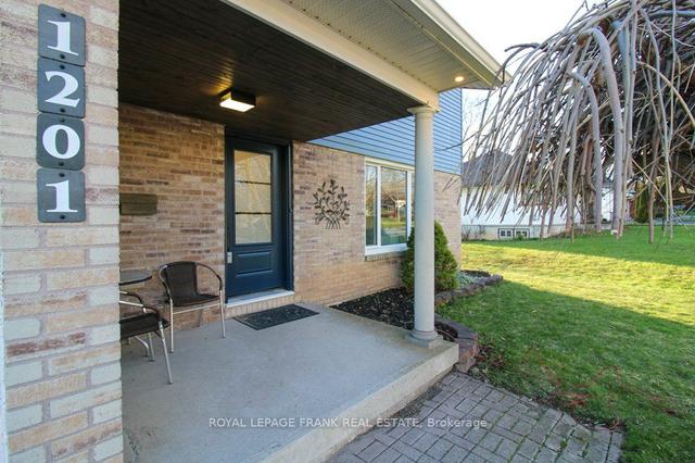 1201 Whitefield Dr, House detached with 3 bedrooms, 3 bathrooms and 3 parking in Peterborough ON | Image 12