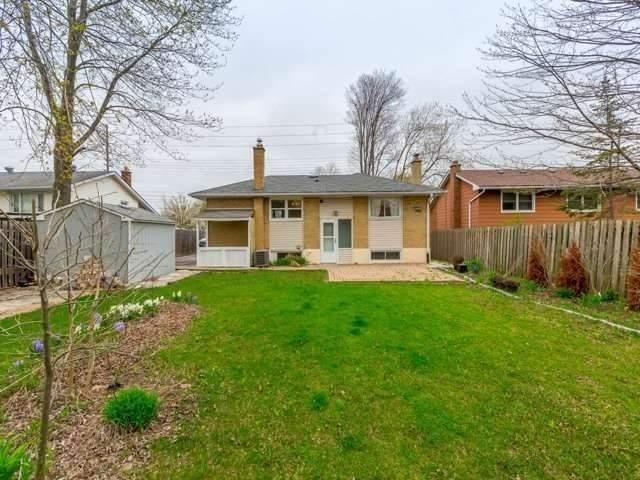 568 Third Line, House detached with 3 bedrooms, 2 bathrooms and 6 parking in Oakville ON | Image 3